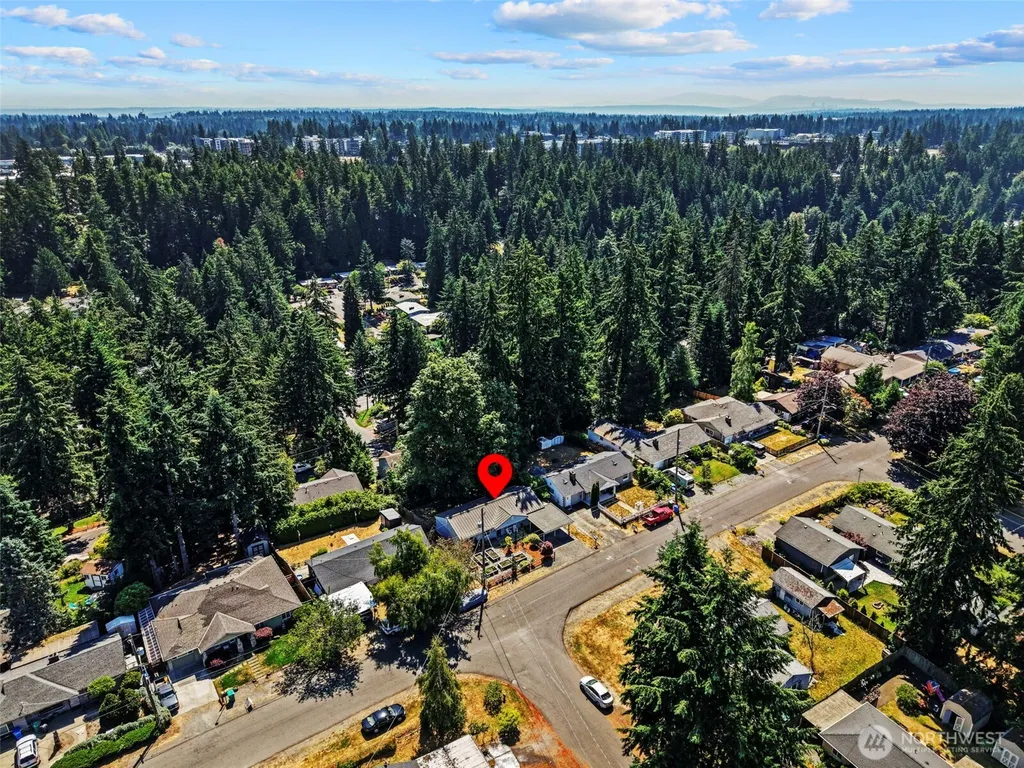 18218 Palatine Avenue N Shoreline WA 98133