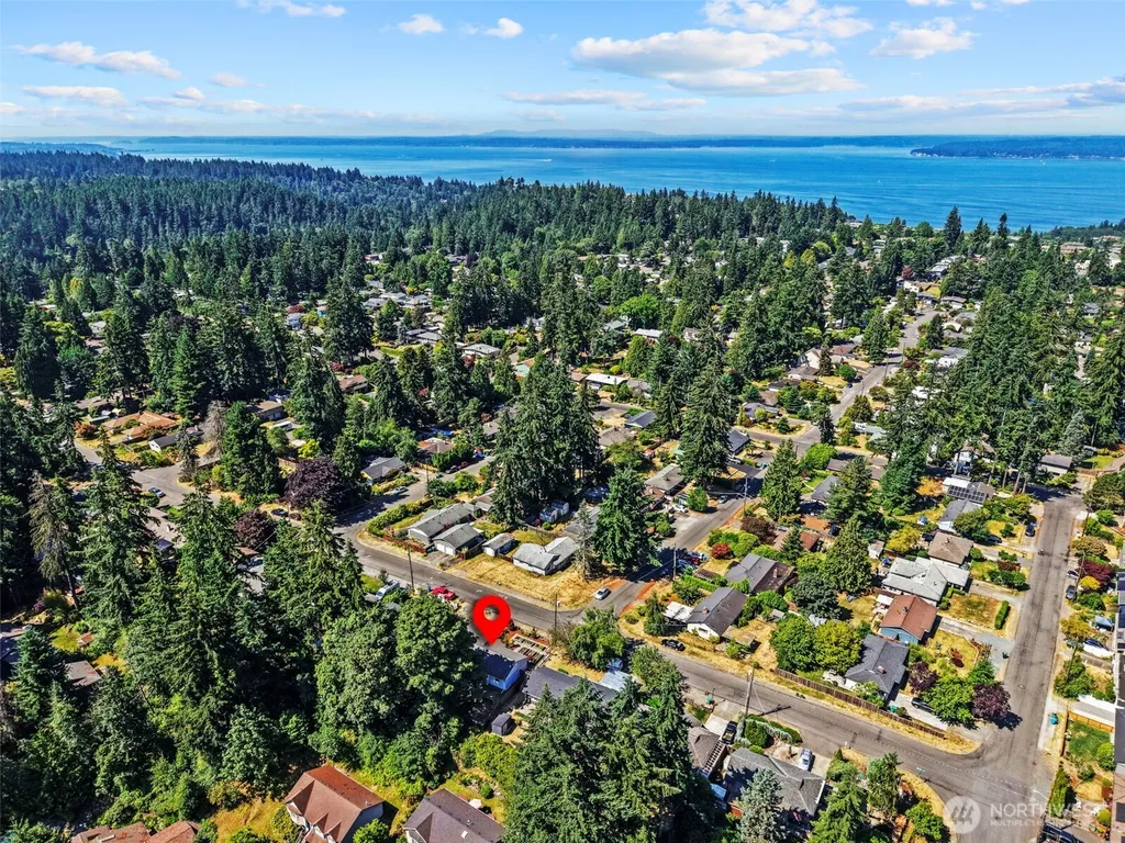 18218 Palatine Avenue N Shoreline WA 98133
