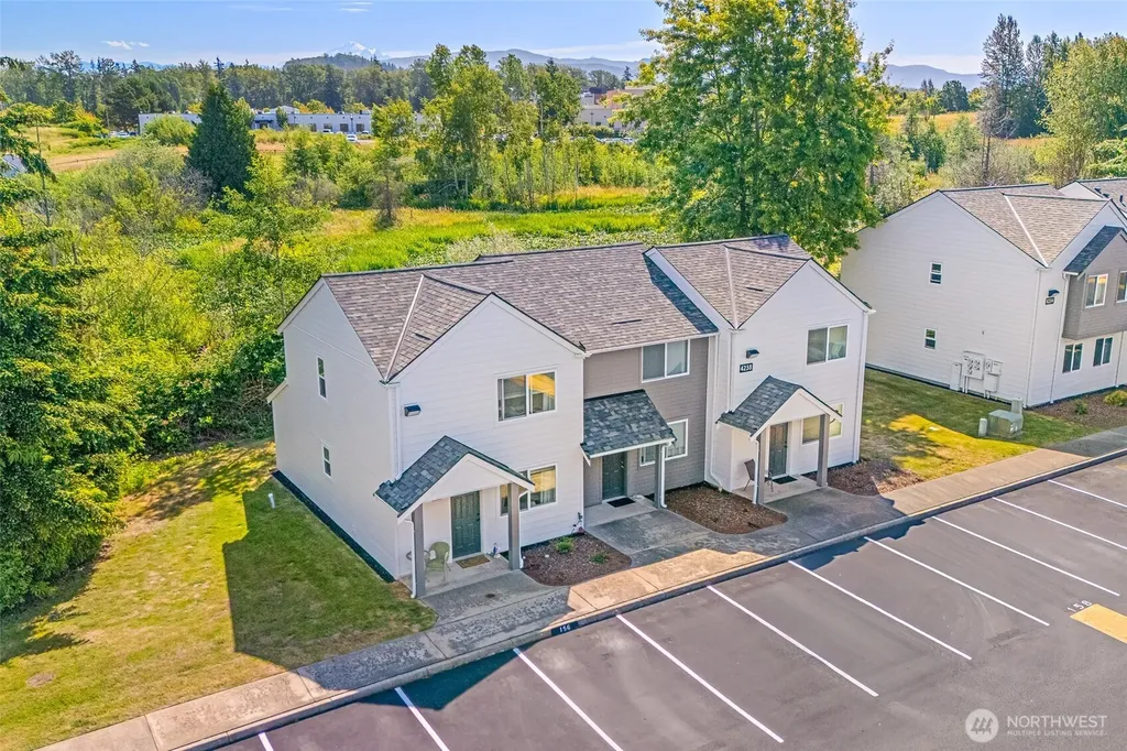4238 Wintergreen Circle Bellingham WA 98226
