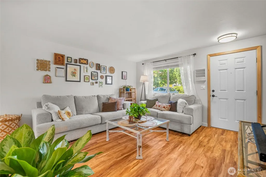 4238 Wintergreen Circle Bellingham WA 98226