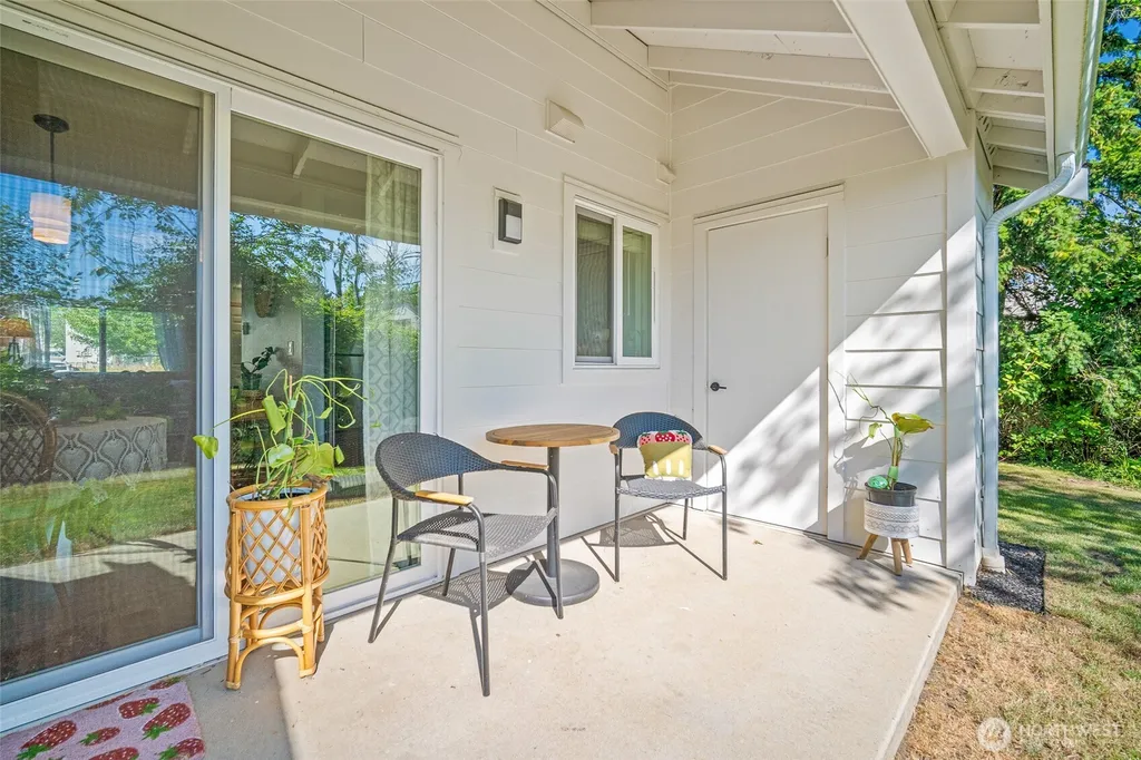 4238 Wintergreen Circle Bellingham WA 98226