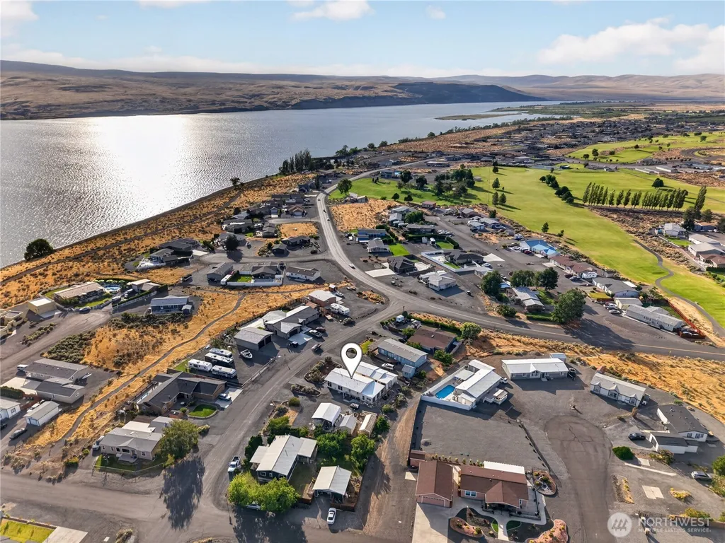 105 Edgewater Way SW Mattawa WA 99349