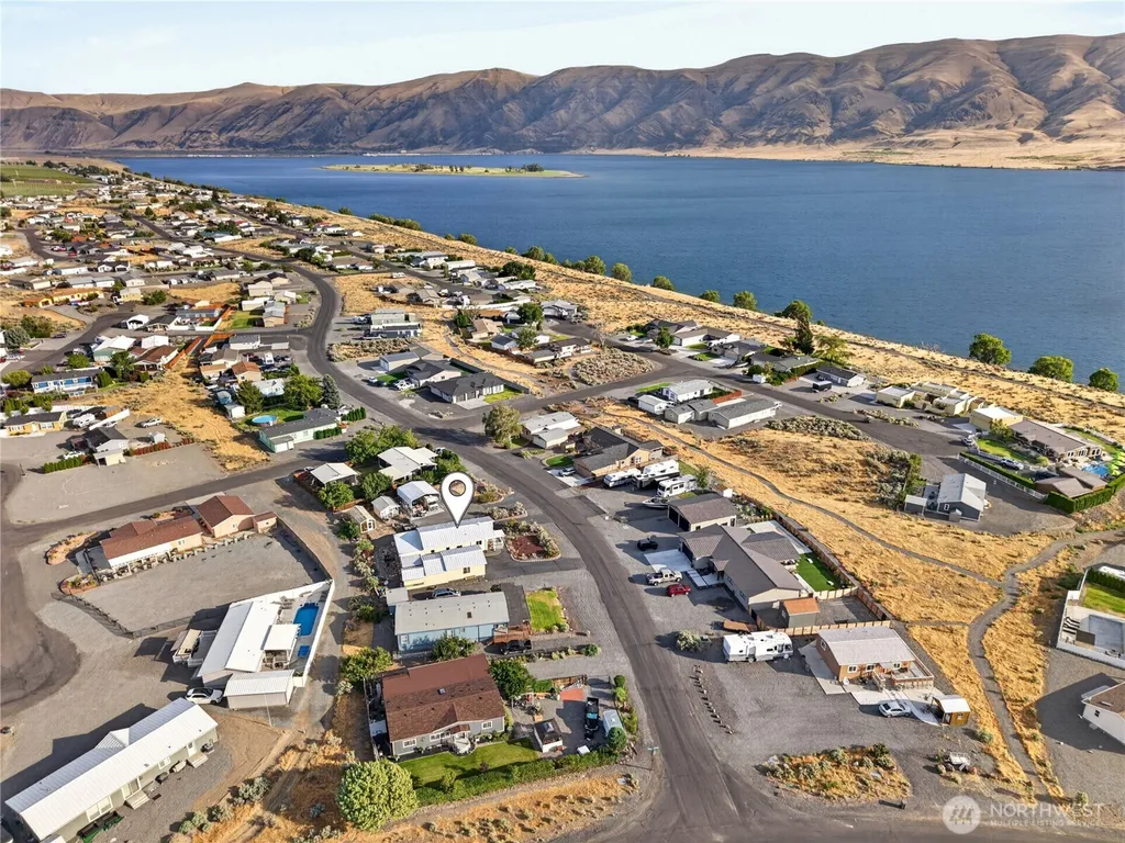 105 Edgewater Way SW Mattawa WA 99349