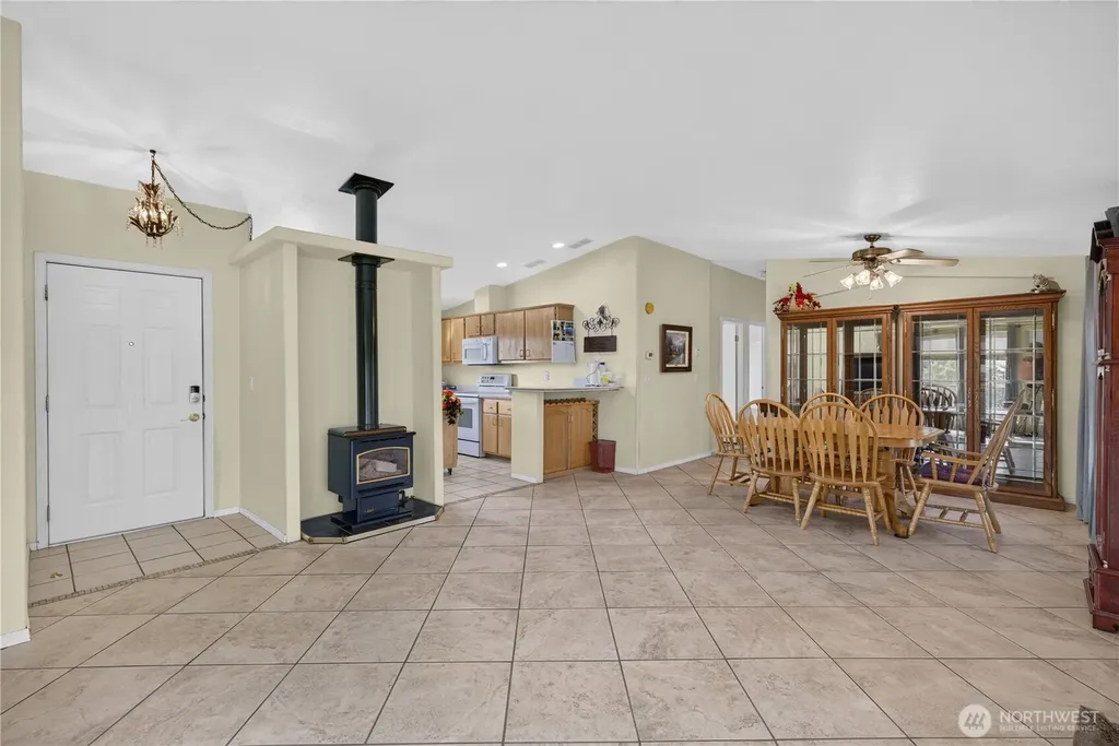 105 Edgewater Way SW Mattawa WA 99349