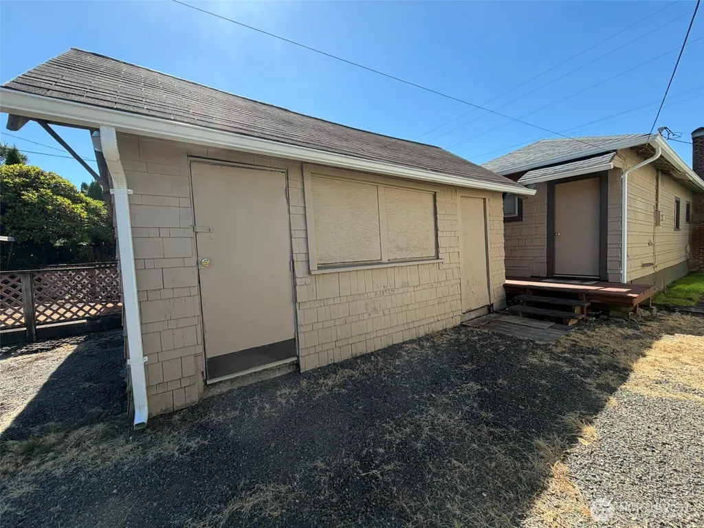 507 W 2nd Street Aberdeen WA 98520