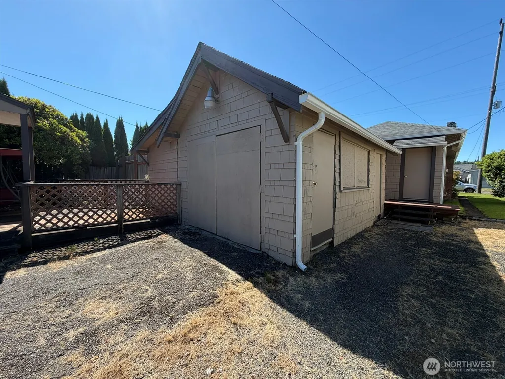 507 W 2nd Street Aberdeen WA 98520