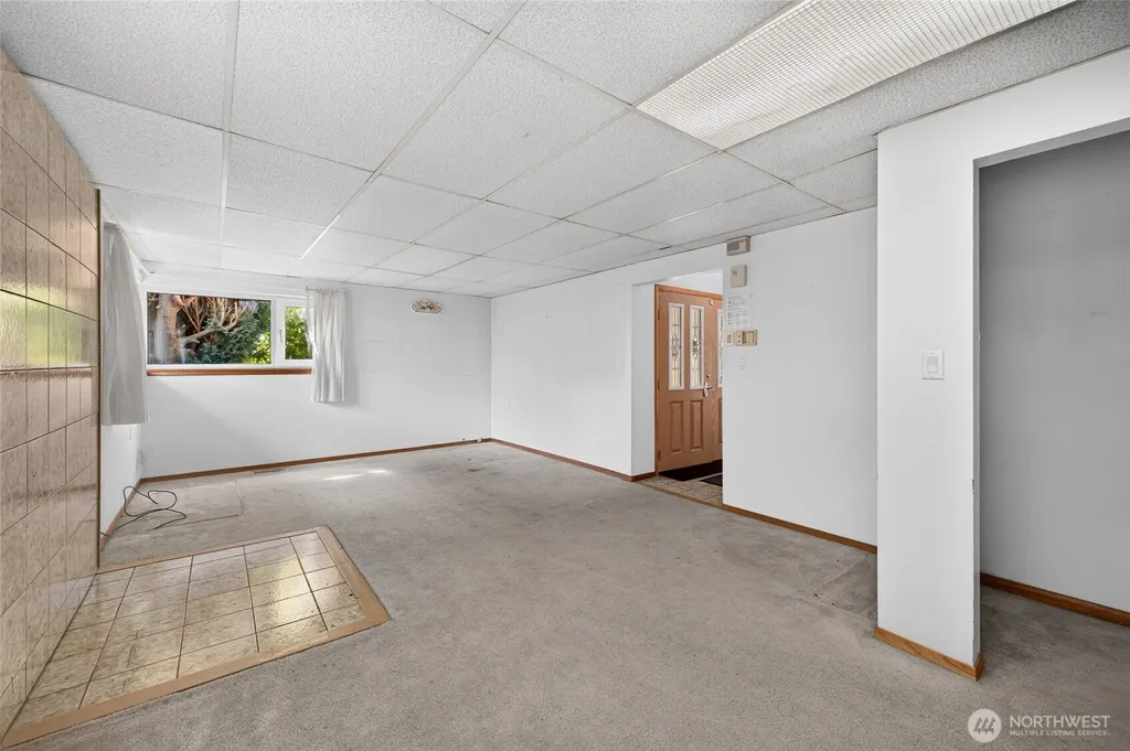 2323 N Highland Street Tacoma WA 98406