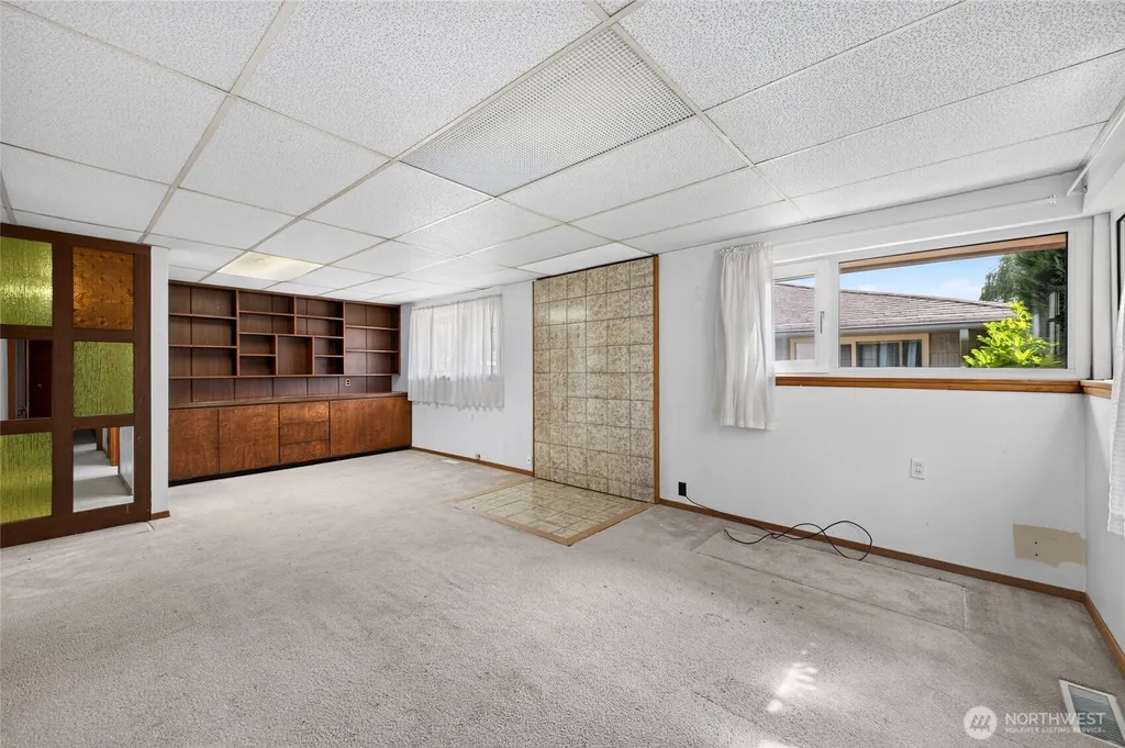 2323 N Highland Street Tacoma WA 98406