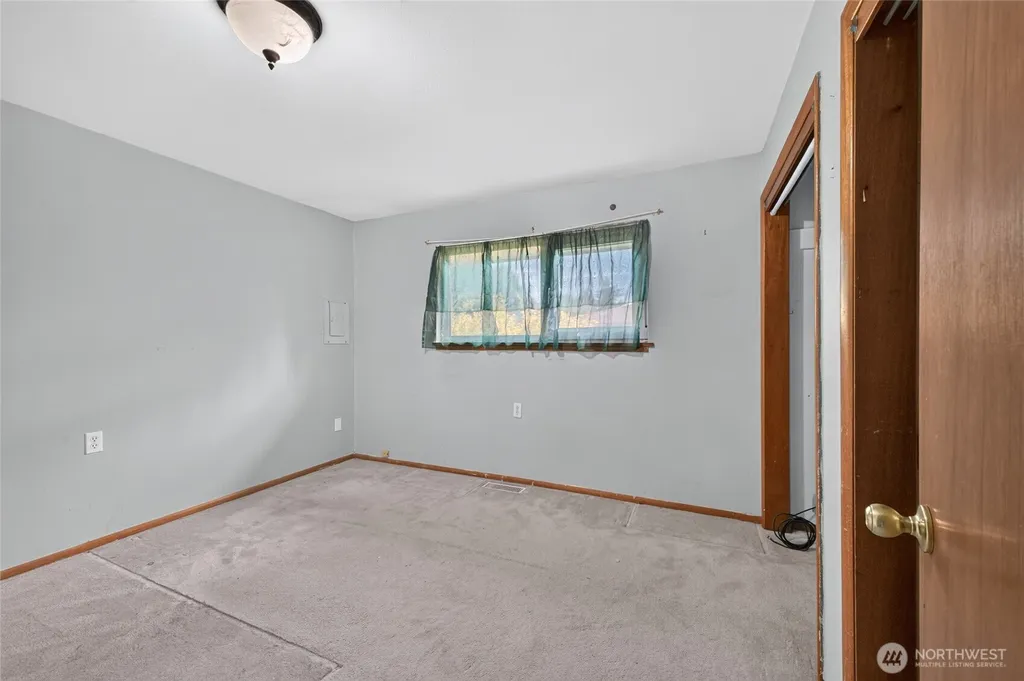 2323 N Highland Street Tacoma WA 98406