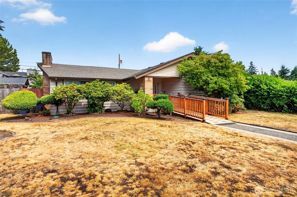 2323 N Highland Street Tacoma WA 98406