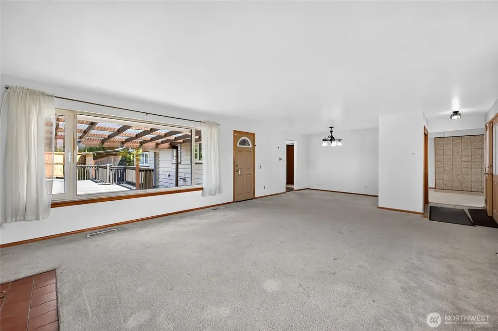 2323 N Highland Street Tacoma WA 98406