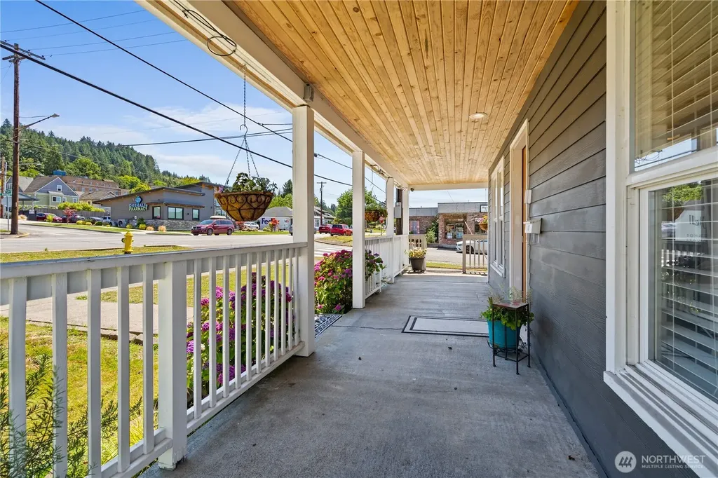 381 S Market Boulevard Chehalis WA 98532