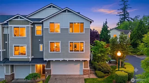 15720 Manor Way Lynnwood WA 98087
