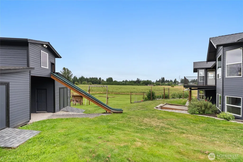 7406 100th Street NE Marysville WA 98270