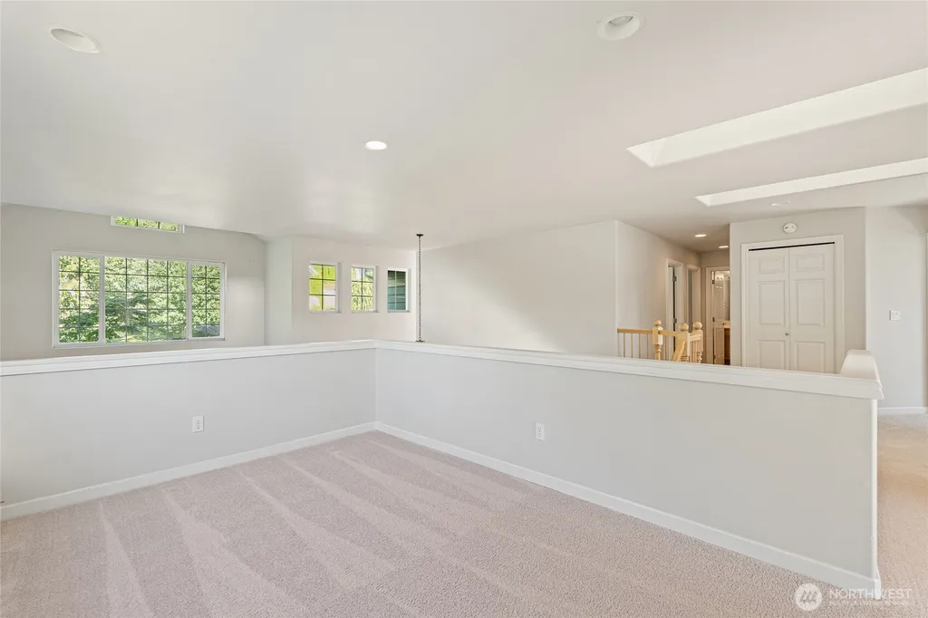 11633 SE 76th Court Newcastle WA 98056