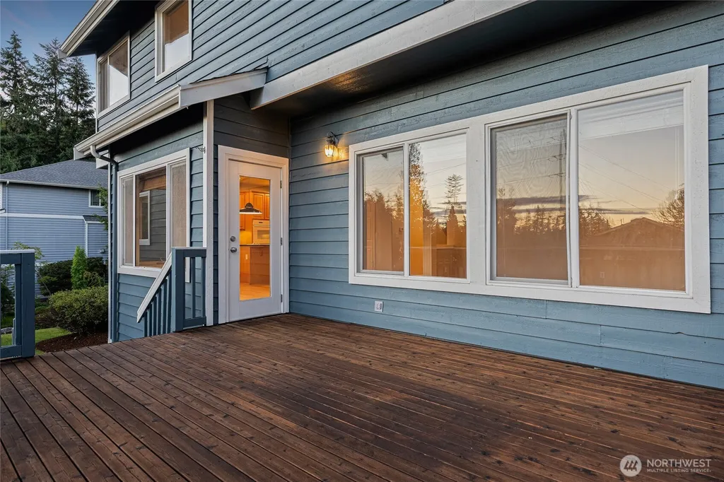 11633 SE 76th Court Newcastle WA 98056