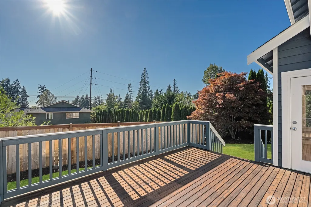 11633 SE 76th Court Newcastle WA 98056