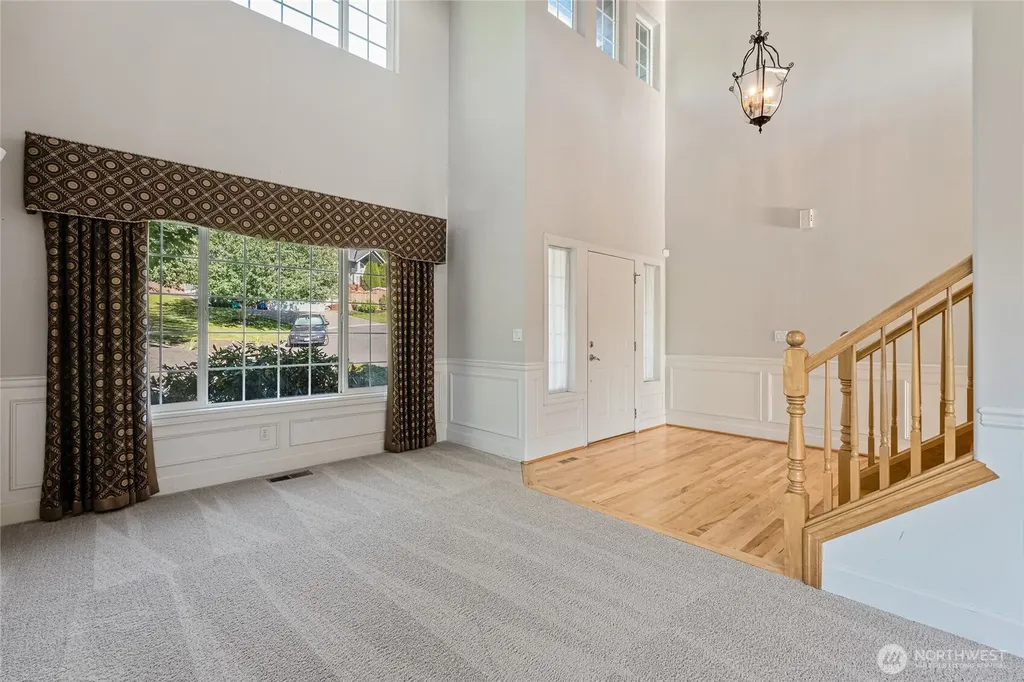 11633 SE 76th Court Newcastle WA 98056