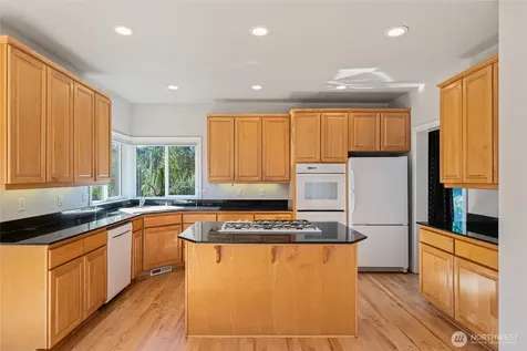 11633 SE 76th Court Newcastle WA 98056