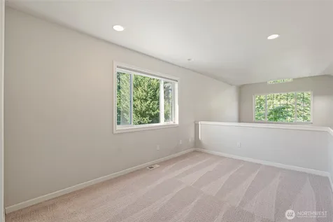 11633 SE 76th Court Newcastle WA 98056