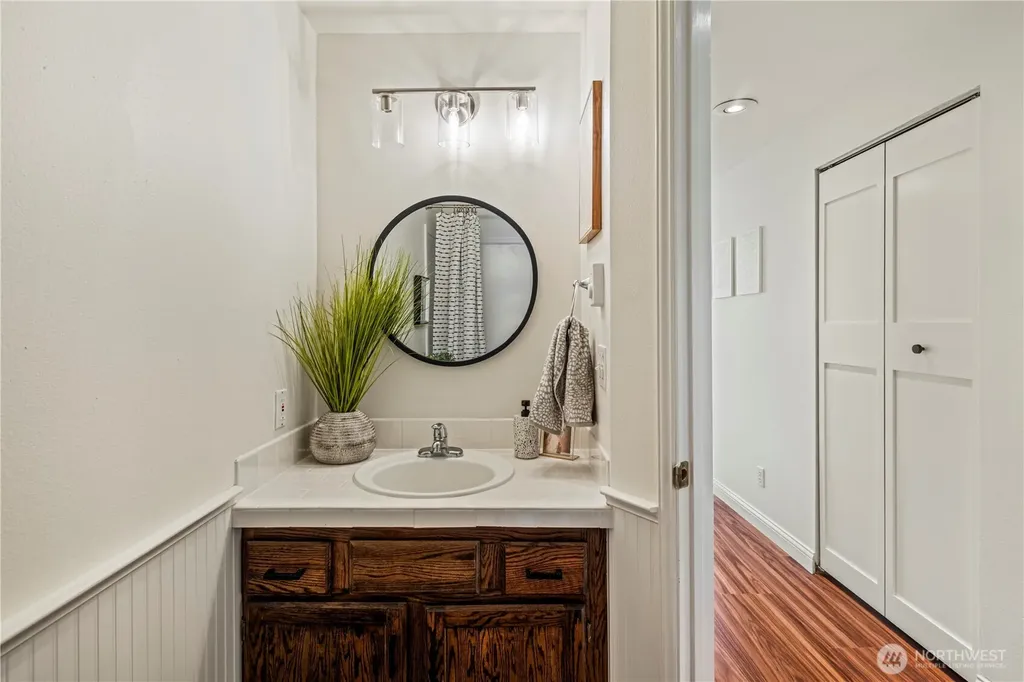 3648 Whitman Avenue N Seattle WA 98103