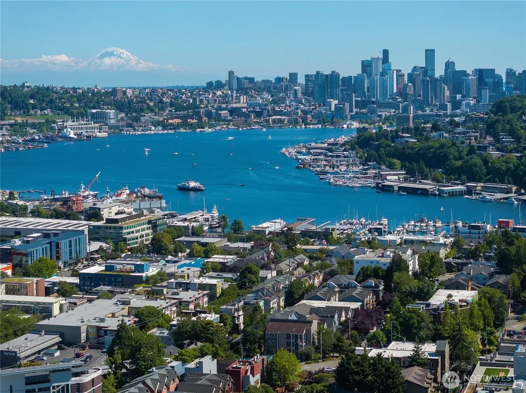 3648 Whitman Avenue N Seattle WA 98103