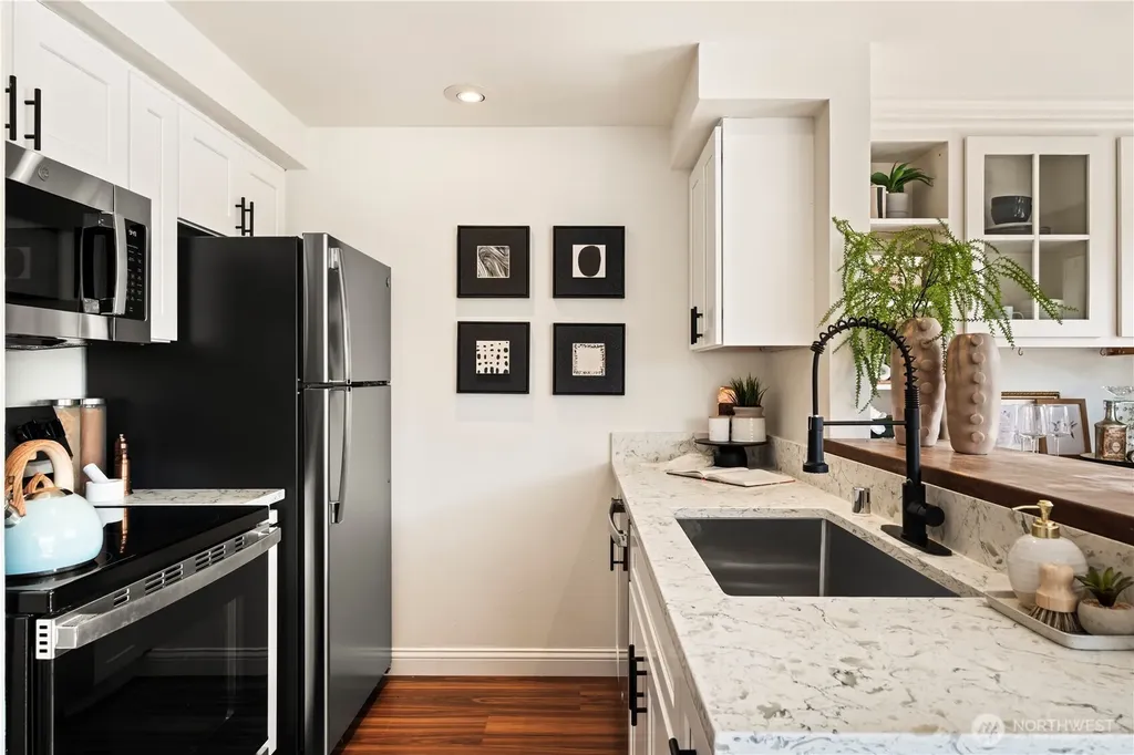 3648 Whitman Avenue N Seattle WA 98103
