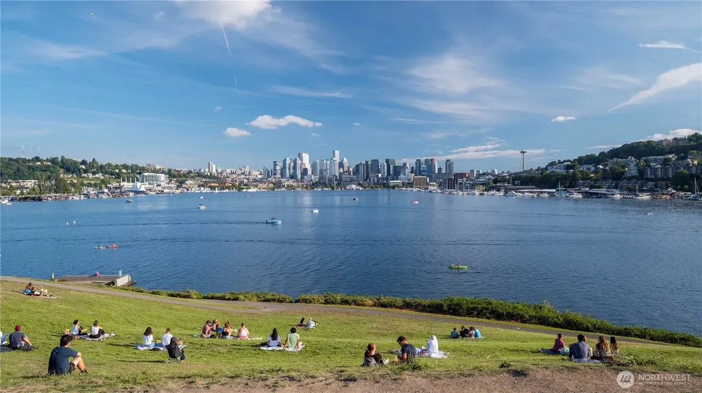 3648 Whitman Avenue N Seattle WA 98103