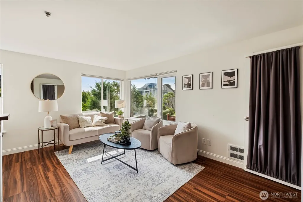 3648 Whitman Avenue N Seattle WA 98103