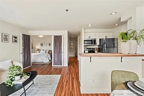 3648 Whitman Avenue N Seattle WA 98103