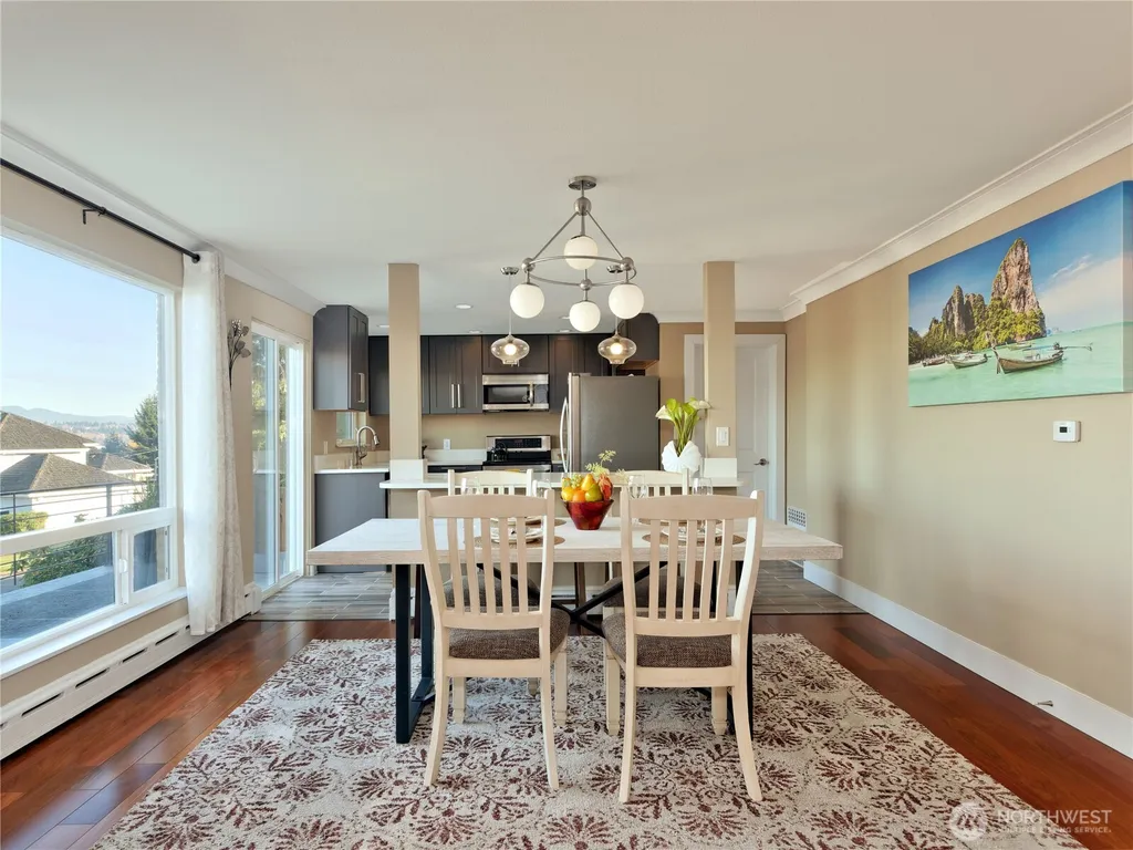 7809 S Sunnyrest Road Seattle WA 98178