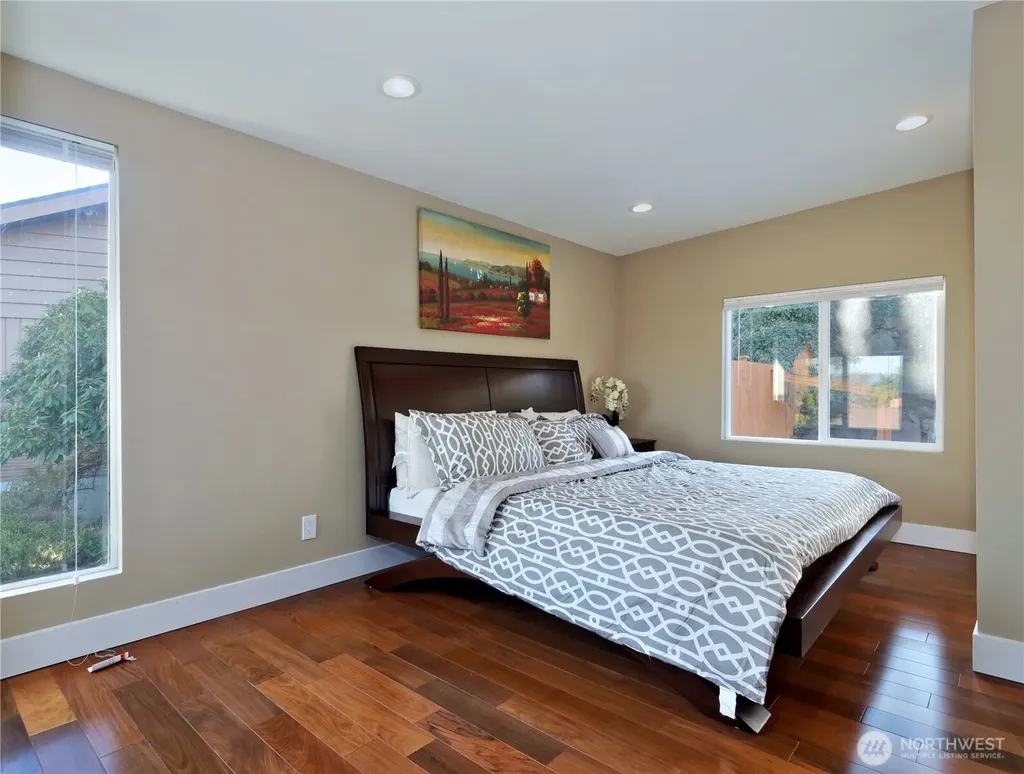 7809 S Sunnyrest Road Seattle WA 98178
