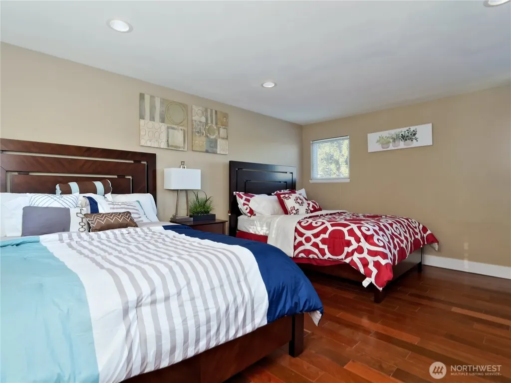 7809 S Sunnyrest Road Seattle WA 98178