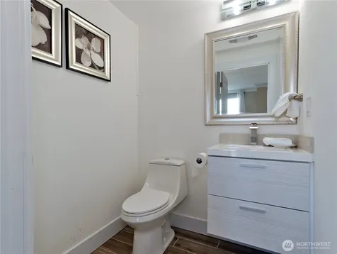 7809 S Sunnyrest Road Seattle WA 98178