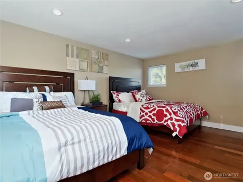 7809 S Sunnyrest Road Seattle WA 98178