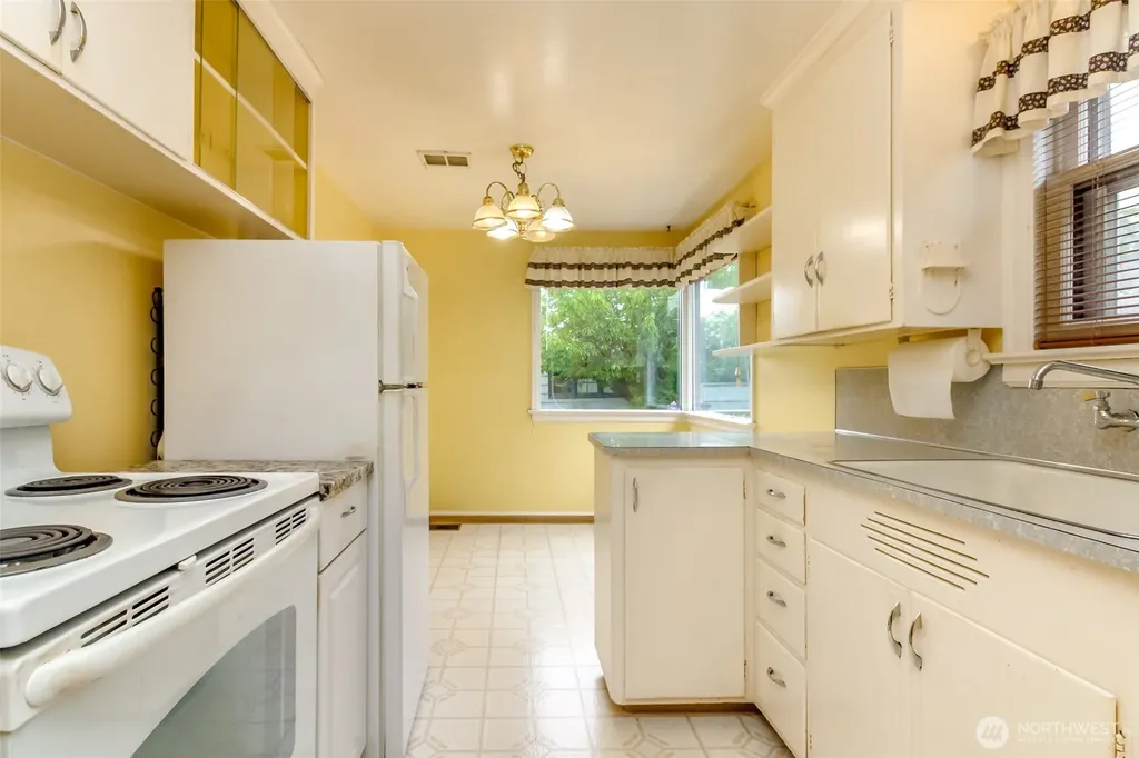 4513 N 25th Street Tacoma WA 98406