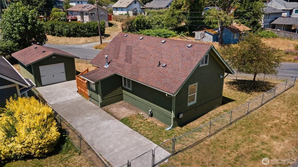 3004 S Warner Street Tacoma WA 98409