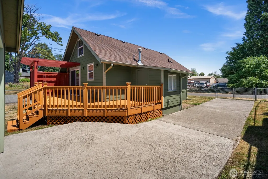 3004 S Warner Street Tacoma WA 98409