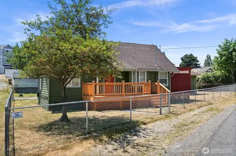 3004 S Warner Street Tacoma WA 98409