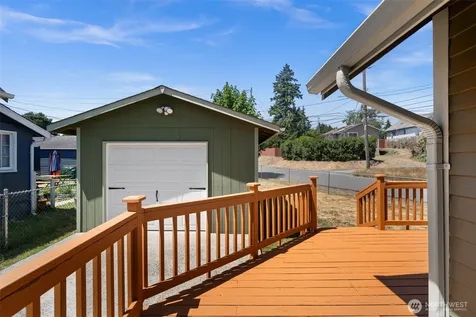 3004 S Warner Street Tacoma WA 98409