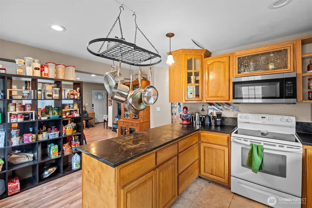 13315 Valley Avenue E Sumner WA 98390
