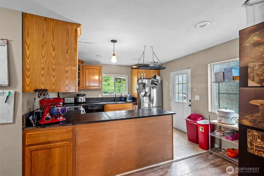 13315 Valley Avenue E Sumner WA 98390