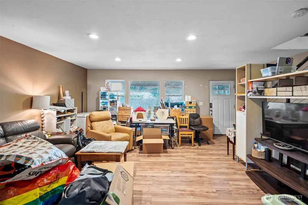 13315 Valley Avenue E Sumner WA 98390