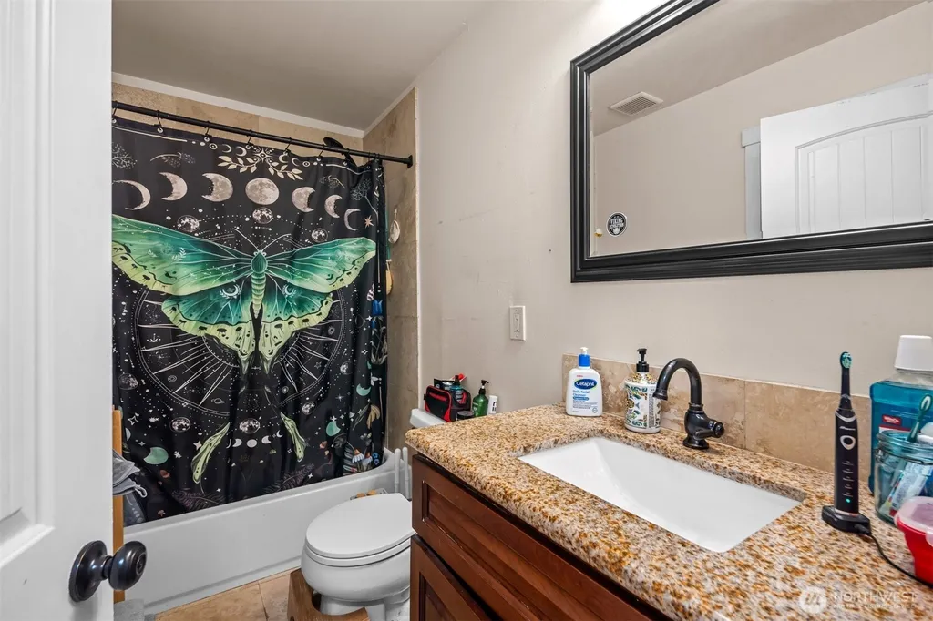 13315 Valley Avenue E Sumner WA 98390