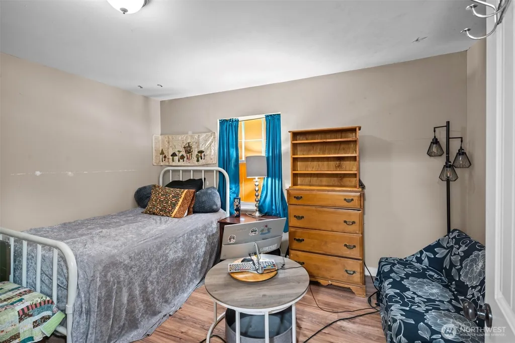 13315 Valley Avenue E Sumner WA 98390