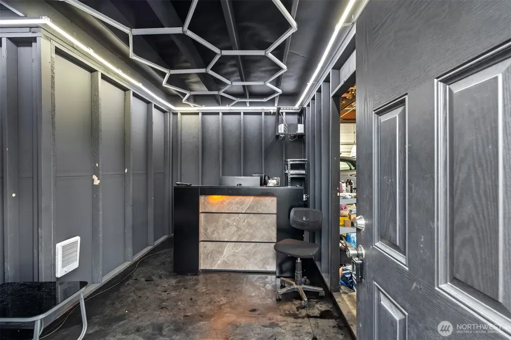 13315 Valley Avenue E Sumner WA 98390