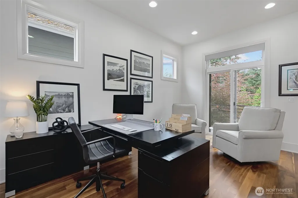 1527 Lyons Avenue NE Renton WA 98059