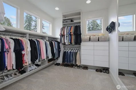 1527 Lyons Avenue NE Renton WA 98059