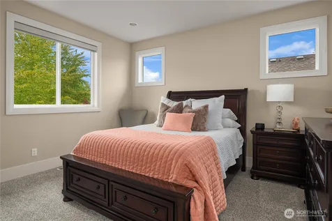1527 Lyons Avenue NE Renton WA 98059