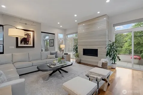 1527 Lyons Avenue NE Renton WA 98059